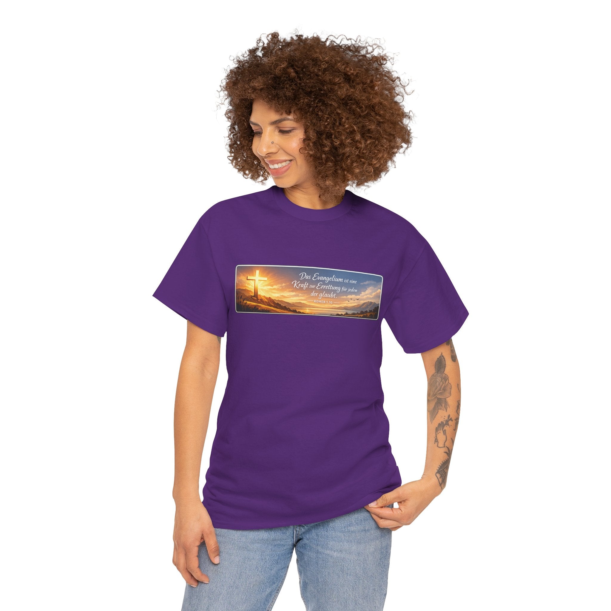 Römer 1:16 ,,Das Evangelium ist eine kraft zur Errettung für jeden der Glaubt,, Design T-Shirt