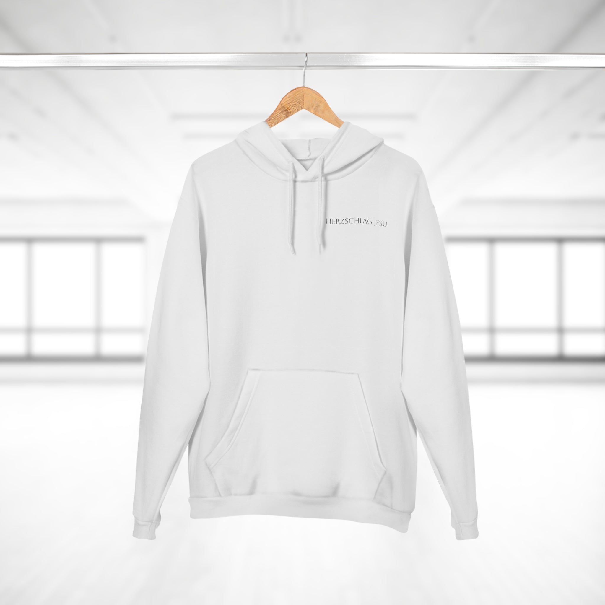 "Jesus Befreit, Jesus Rettet, Jesus Heilt" Hoodie