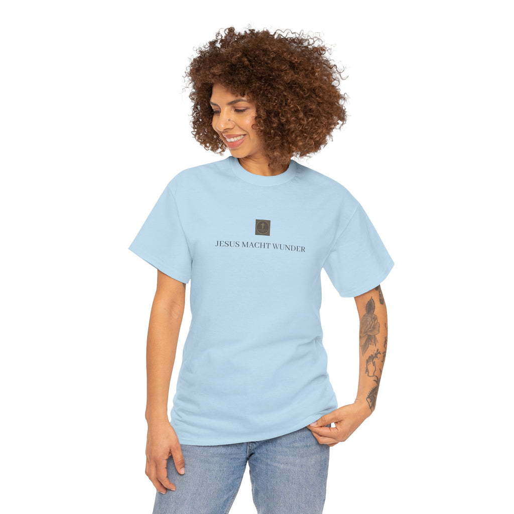 ,,JESUS MACHT WUNDER,, - Schlichtes T-Shirt
