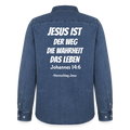 Männer Jeanshemd - Johannes 14:6 Jesus ist der Weg, die Wahrheit, das Leben - verwaschenes Mittelblau 