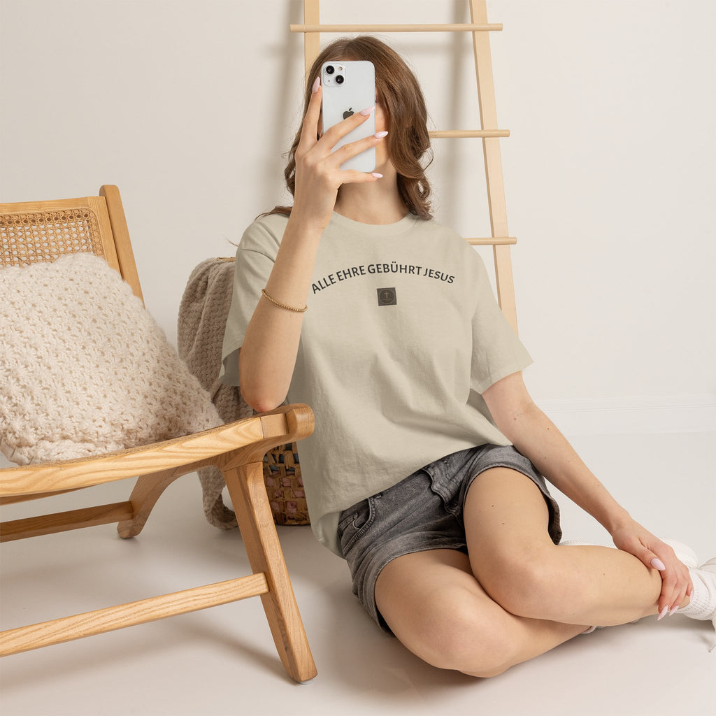 ,,Alle Ehre Gebührt Jesus,, T-Shirt