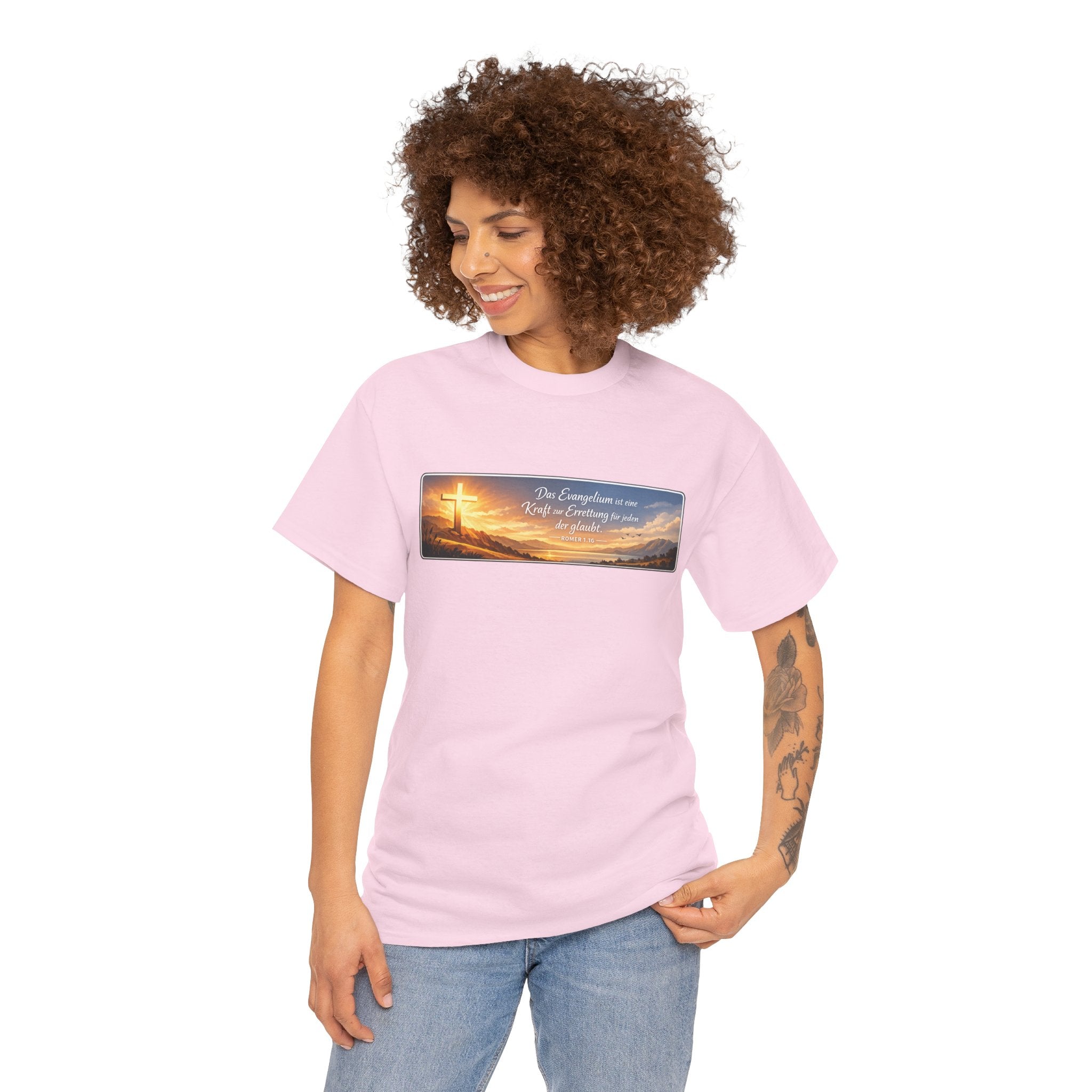 Römer 1:16 ,,Das Evangelium ist eine kraft zur Errettung für jeden der Glaubt,, Design T-Shirt