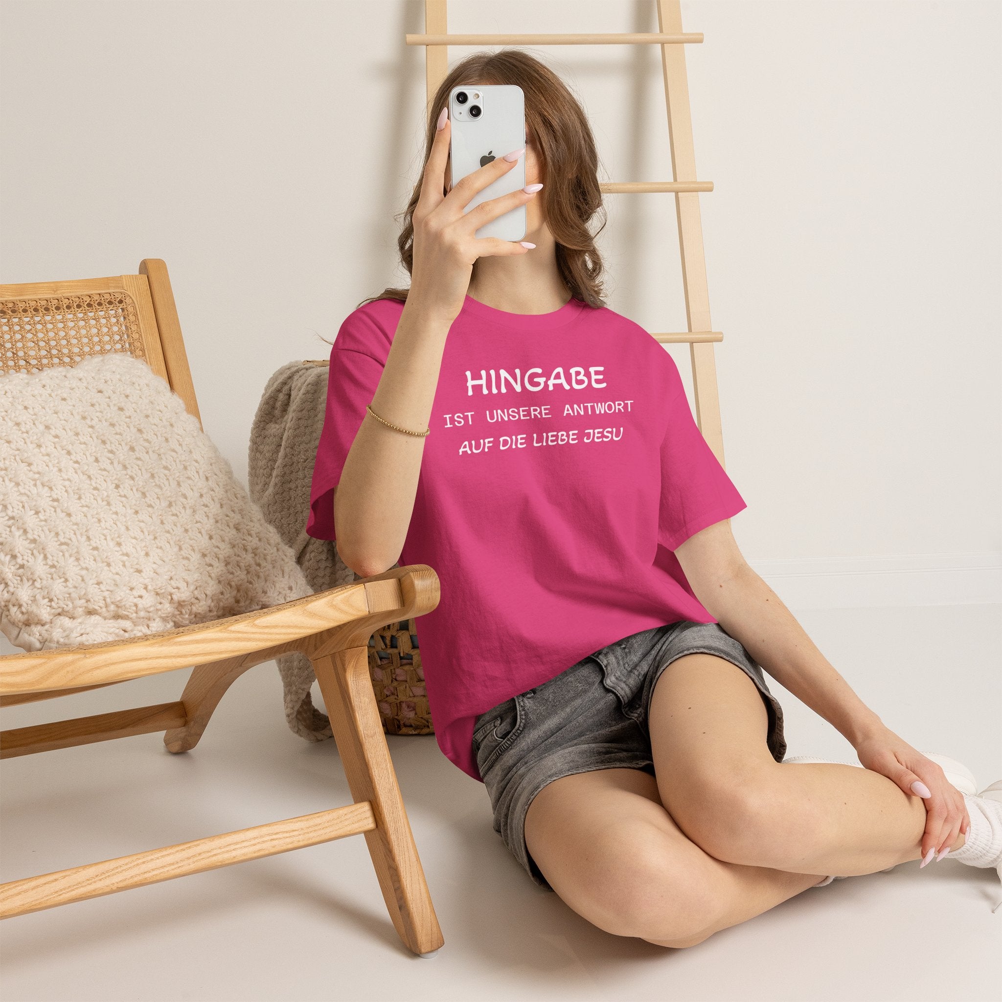 ,,Hingabe ist unsere Antwort auf die Liebe Jesu“ | Christliches Statement T-Shirt