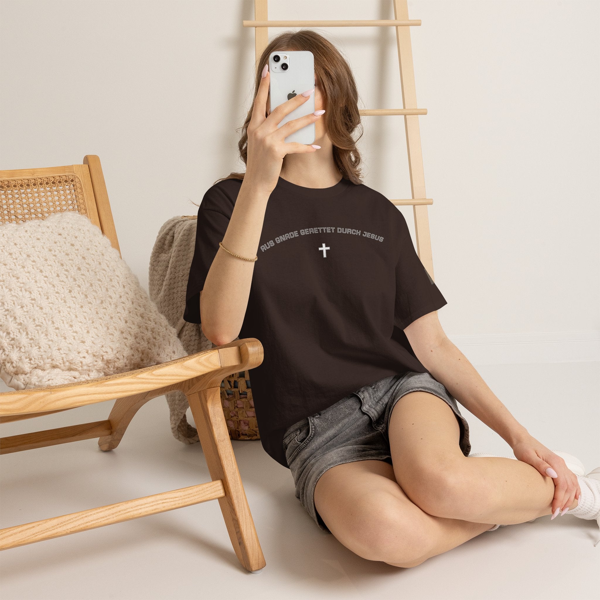 ,,Aus Gnade Gerettet durch Jesus,, Mit Kreuz T-Shirt